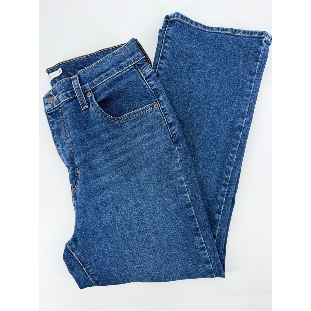 Levis High Waisted Crop Flare Jeans W32 L27 Medium Wash Blue A0967-0004 Womens